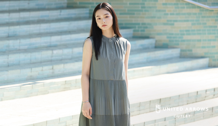SUMMER ESSENTIALS <women>