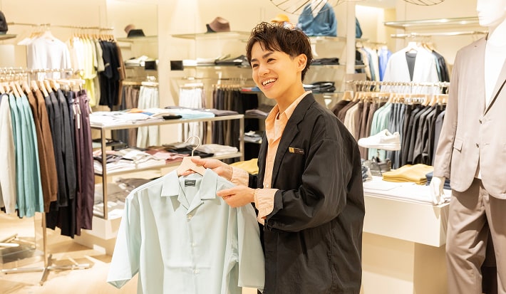 人生に寄り添う接客とは。お客様の物語を共に紡ぐ販売員の仕事。