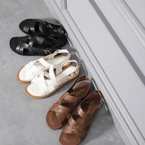 夏に履きたいトレンドサンダル