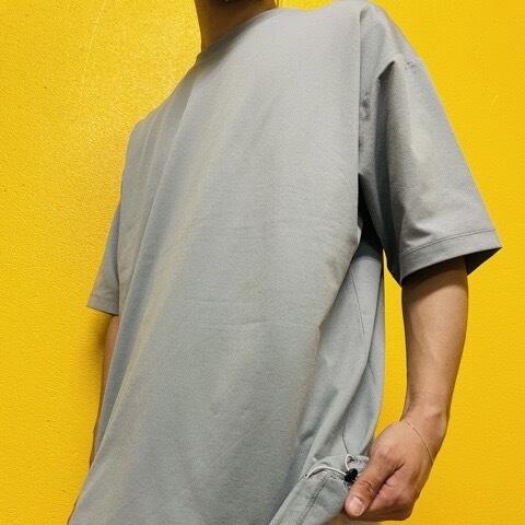 シルエットの変化が楽しめる吸水速乾性Ｔシャツ