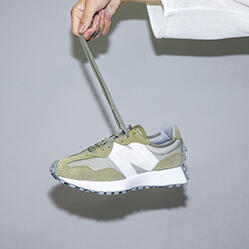 スペシャルカラーの＜New Balance＞MS327