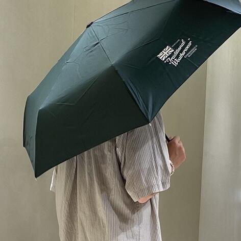 雨彩る 傘 色色