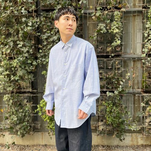 春に着たいシャツ