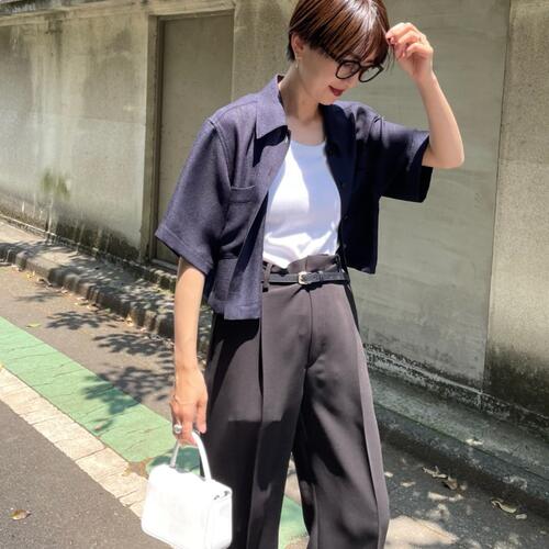 モノトーンシックスタイル