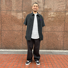 Thinglessのパンツ、必須です。