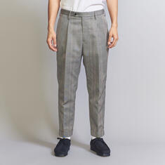 普段着スーツスラックス