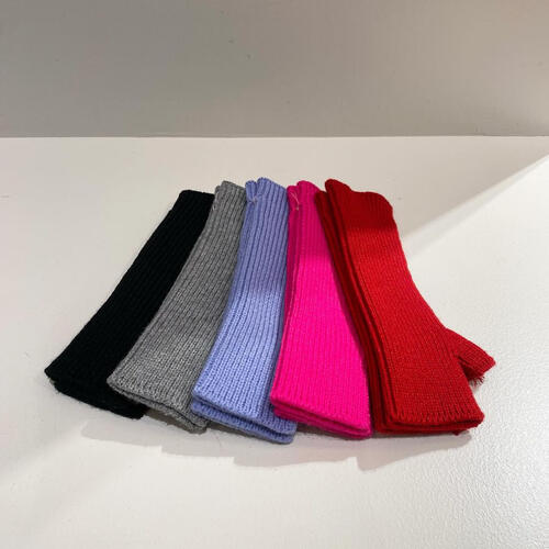 気分上がるカラーグローブをご紹介！