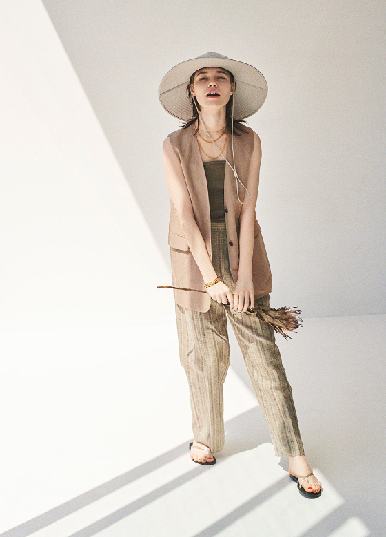 LOOK1