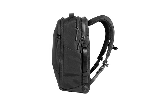 AER61002_propack24l_black_sideright.jpg
