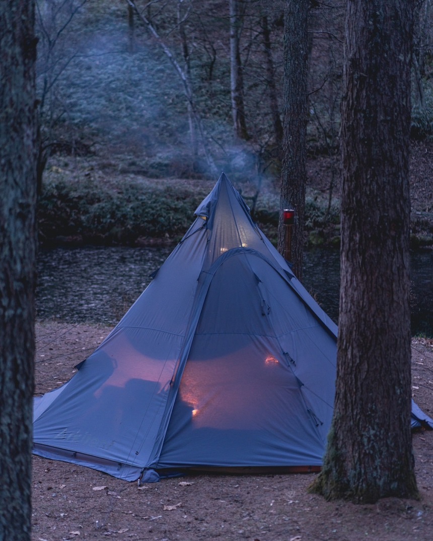 TARPtoTARP>と<koti BEAUTY&YOUTH>による新レーベル TARPtoTARP>と<koti BEAUTY&YOUTH>による新レーベル