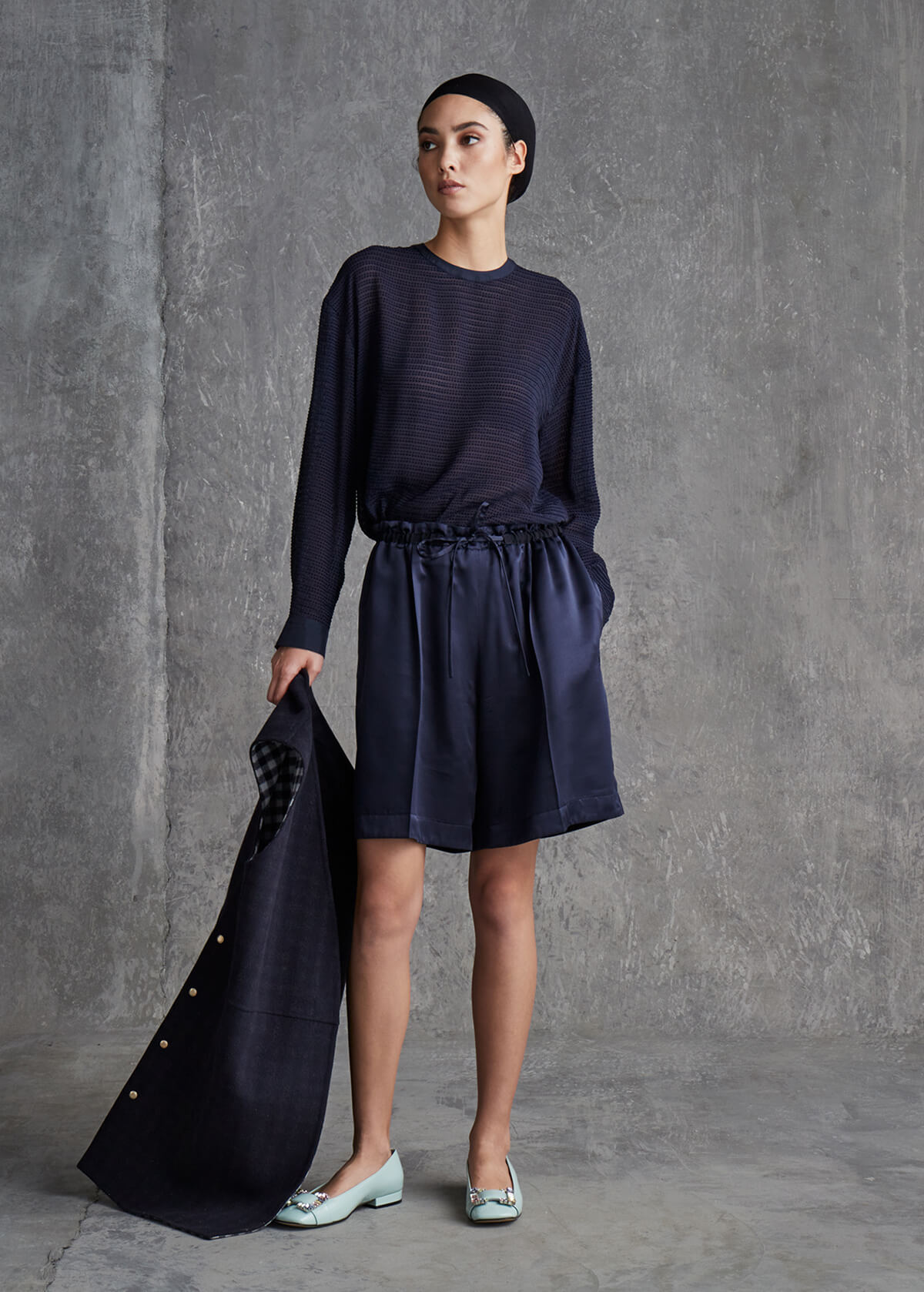 LOOK 17