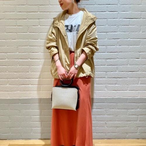 イエベ秋に似合う色とは。落ち着きのあるおすすめコーデも【パーソナルカラー】