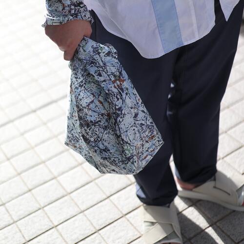 【エコなコエ】イマ使いたい、マイバッグ付きパンツ。