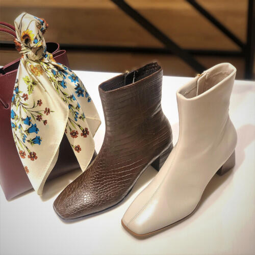 【New in】オシャレは足元から、スクエアショートブーツのすゝめ