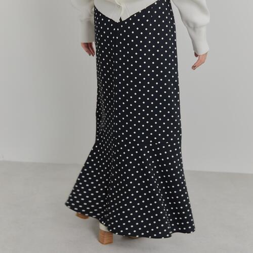 【New in】穿くだけでサマになる！新作ボトムス