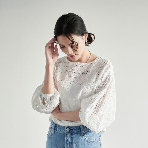 【Recommend】 この春着たいのは"フェミニンアイテム"