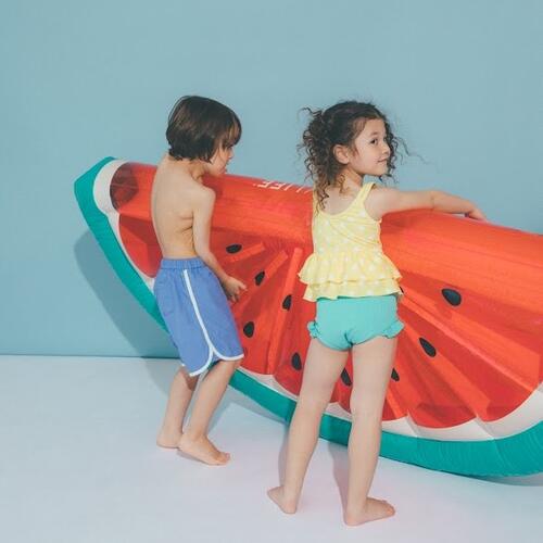 ワクワクを詰め込んだスイムウェアたち。