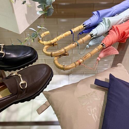 傘マニアがオススメする、レインアイテム