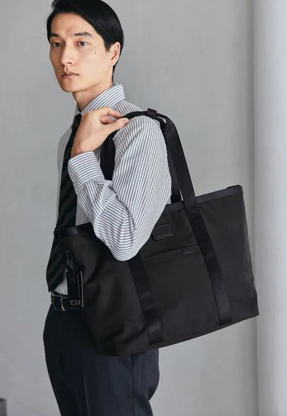 BUYER'S CHOICE】<TUMI>初別注! 現代のビジネスマンのニーズに