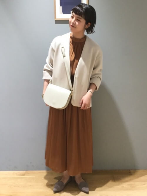 骨格診断ナチュラル編 質感重視の素材とゆったりシルエットでこなれ感を演出 ブログ Green Label Relaxing