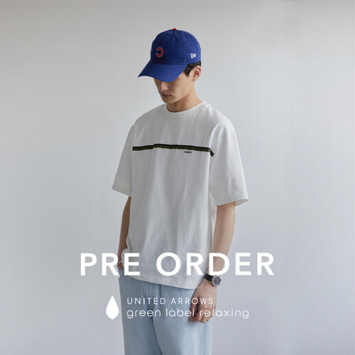 2トーンのラインをプリントしたクリーンな別注Tシャツ