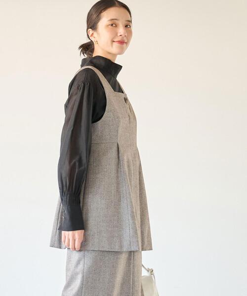 雰囲気のあるヘリンボーン素材が秋冬シーズンにぴったりの