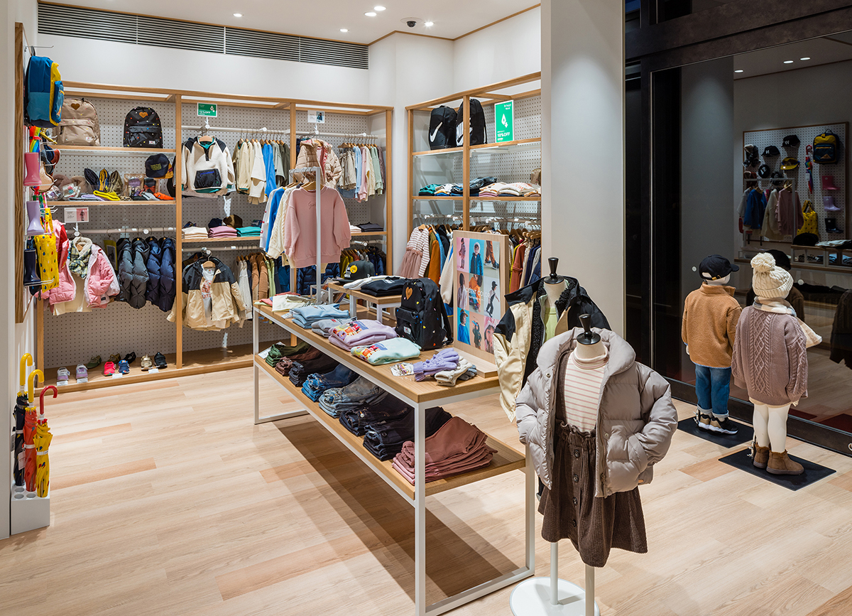 ユナイテッドアローズ グリーンレーベル リラクシング 松山エミフルMASAKI店