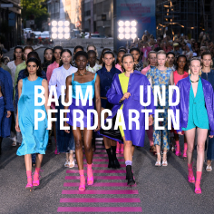 <BAUM UND PFERDGARTEN>POP UP