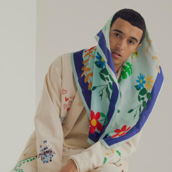 <Embroidery & Nostalgia COLLECTION>を店舗限定で販売いたします。