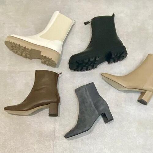 今年のショートブーツはどれにしますか？