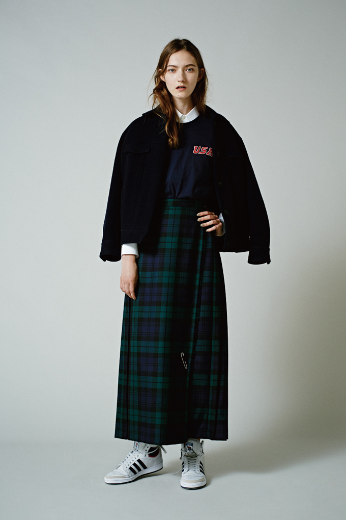 LOOK 010