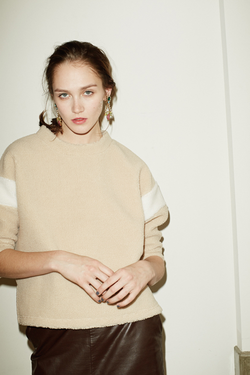 LOOK 008