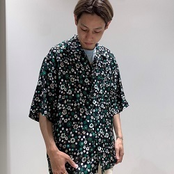 『 柄シャツで、夏の準備をしませんか 』