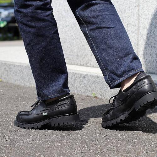 足元の印象が大きく変わる、新しいデッキシューズ