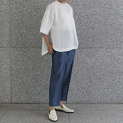 ＜LOEFF＞青と白の魅力