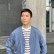 颯爽と