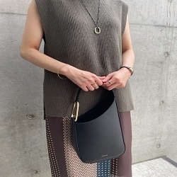 秋の始まりはVESTとBOOTSから