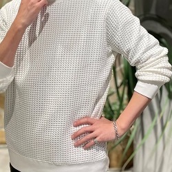 Tシャツ以上スウェット未満