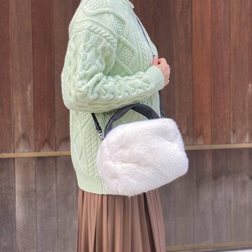 ふわふわ！ファーバッグはいかがですか