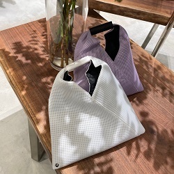 このバッグがアツい【MM6 Maison Margiela】