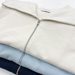 ＜WEB限定スペシャルアイテム＞春はスウェットから