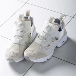 ＜Reebok（リーボック）＞別注PUMP FURYでカラーコーディネート