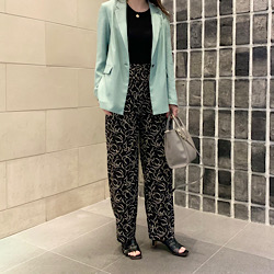 夏まで使えて洗えるジャケット