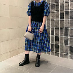 チェックとパフスリーブ