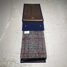 「18.0㎝×13.0㎝」に広がる世界