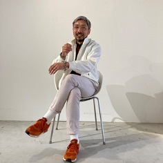 お久ぶりです。