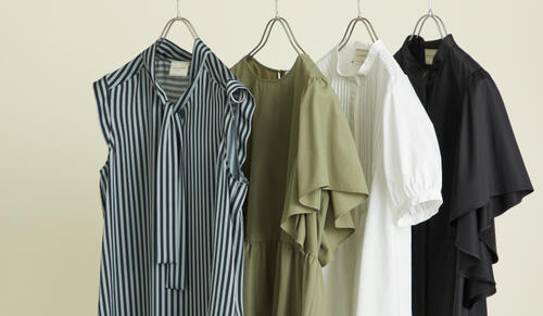 爽やか、きちんと見え 通勤トップス