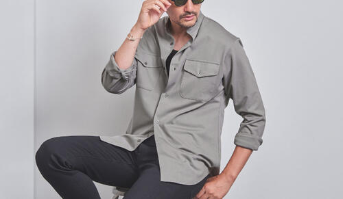 センシュアルでアクティブなカジュアルウェア