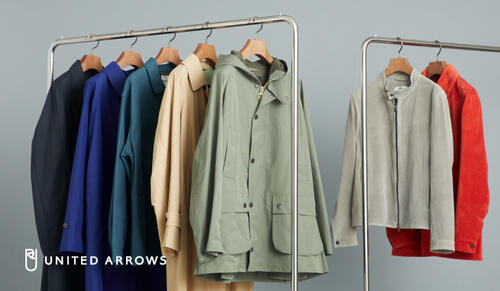 軽いコートとブルゾンが、季節の変わり目に便利