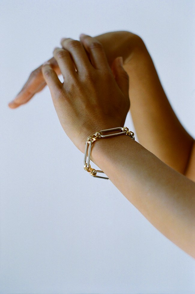 画像④STANZA BRACELET_BRASS_SILVER_2.jpg